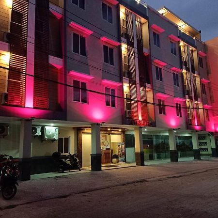 Elti Suites By Bluebookers Angeles Dış mekan fotoğraf