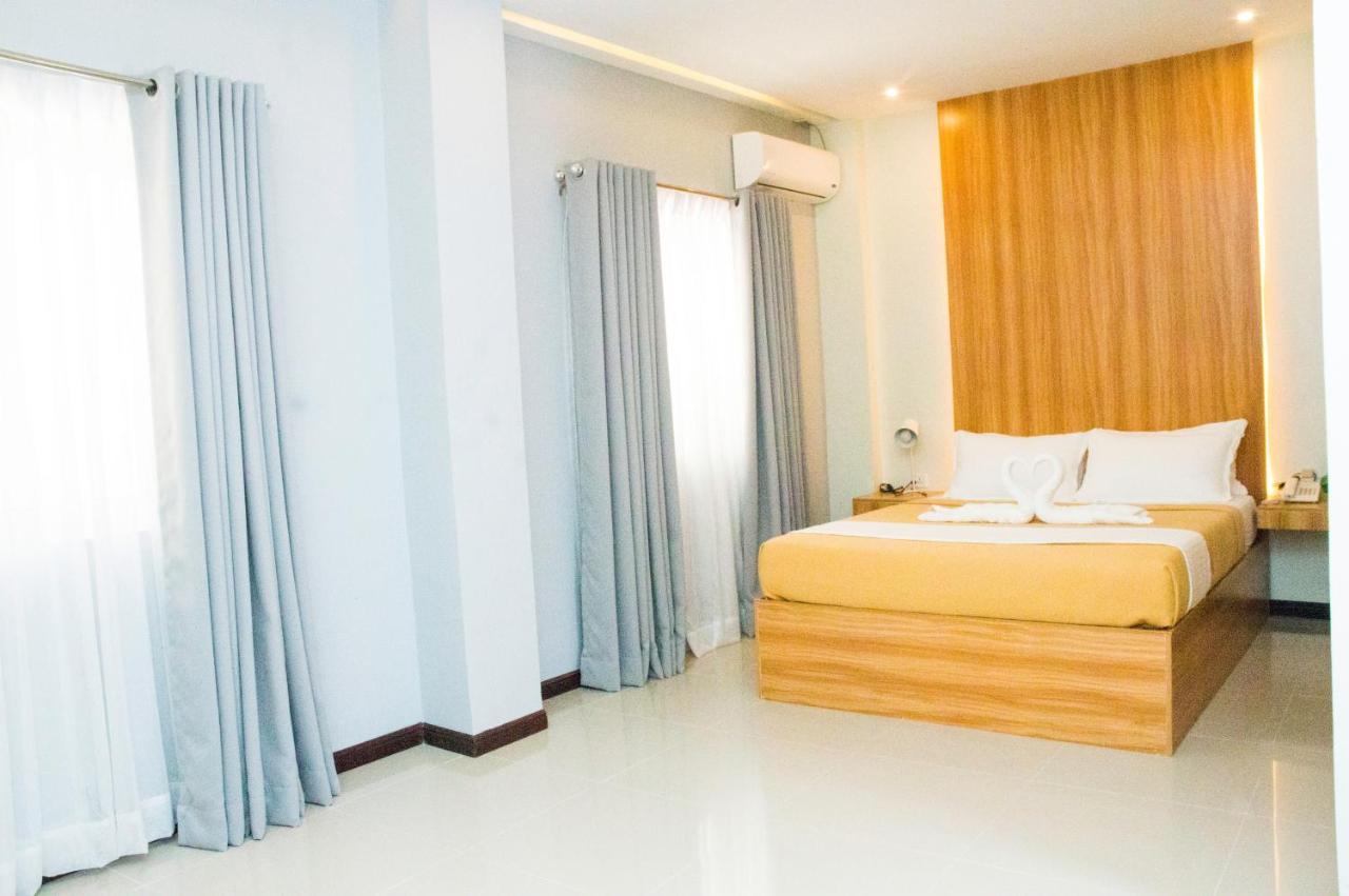 Elti Suites By Bluebookers Angeles Dış mekan fotoğraf
