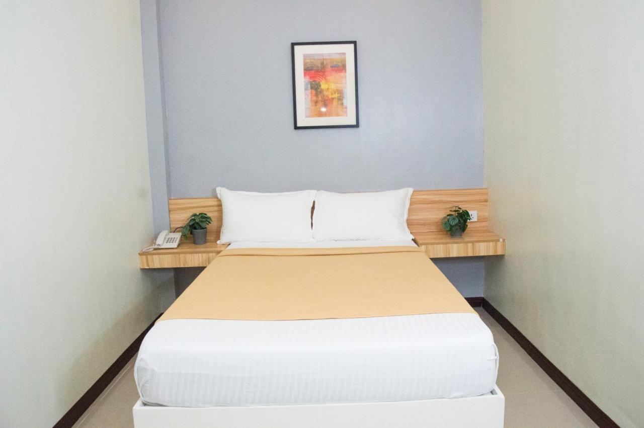 Elti Suites By Bluebookers Angeles Dış mekan fotoğraf