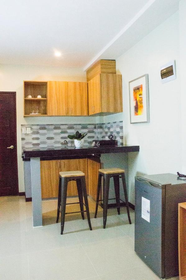 Elti Suites By Bluebookers Angeles Dış mekan fotoğraf